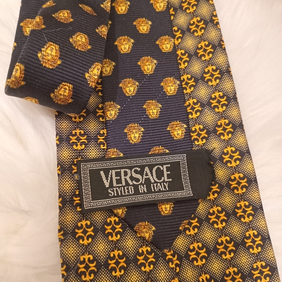 auth versace tie - Picture 8 of 8